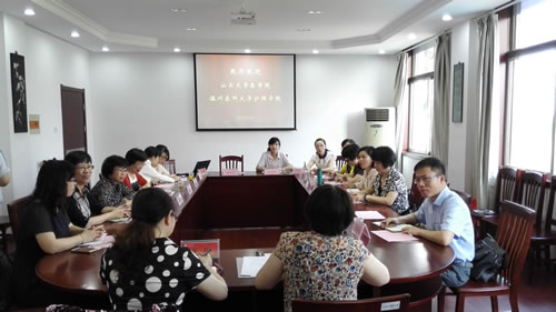 C:Documents and SettingsAdministrator\u684c面\u8521福满副院长一行赴南通大学海角社区
考察2016.6.9 .jpg